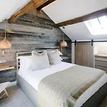 The Nook At The Heaning Estate Vakantiehuis